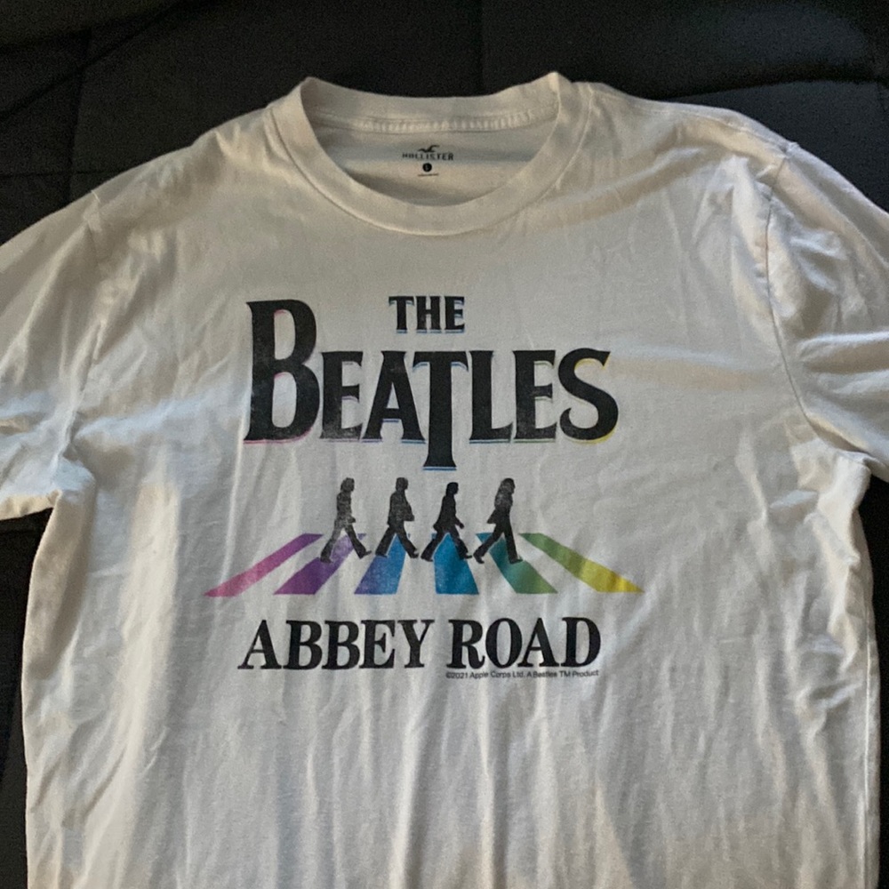 Beatles men’s Hollister Tshirt